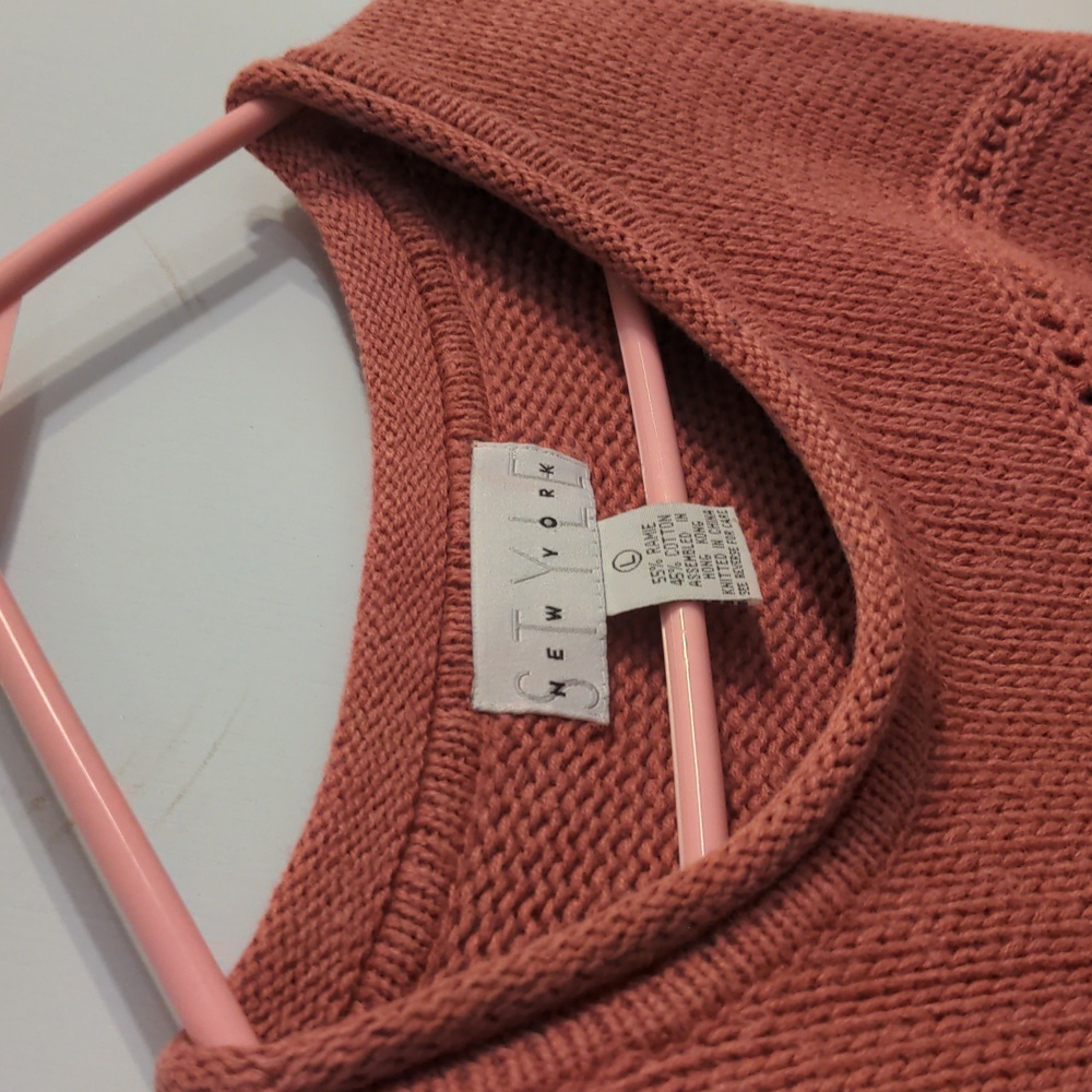 🌼 Sweater 🌼 - Picture 3 of 6